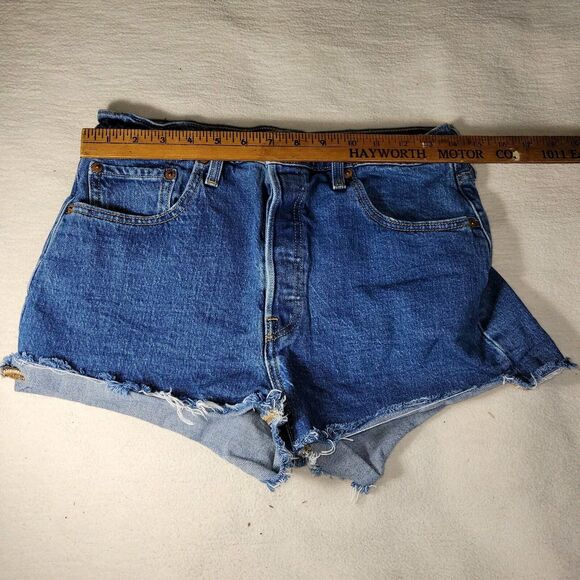 Levi Shorts Jean Womens Size 29 Blue Y2k Preppy Booty Cut Beach 501 Y2k Grunge - Picture 7 of 13